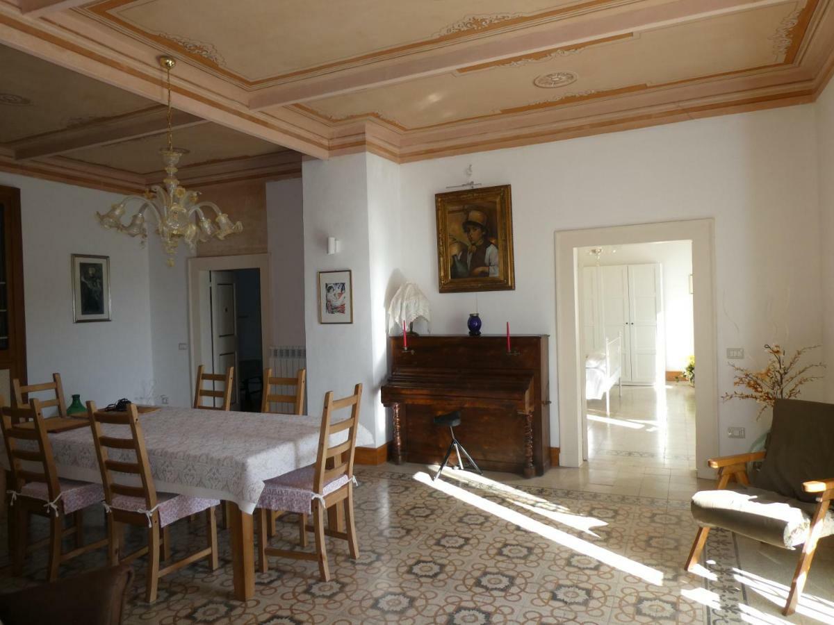 Casa Diamanti-Fox 33 Via Guglielmo Marconi Apartment Sonnino ภายนอก รูปภาพ
